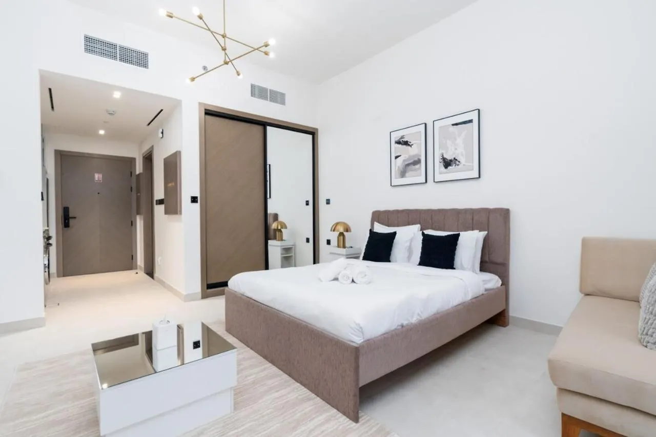 Contemporary Studio Apartment Dubai Business Bay! 0*,  アラブ首長国連邦