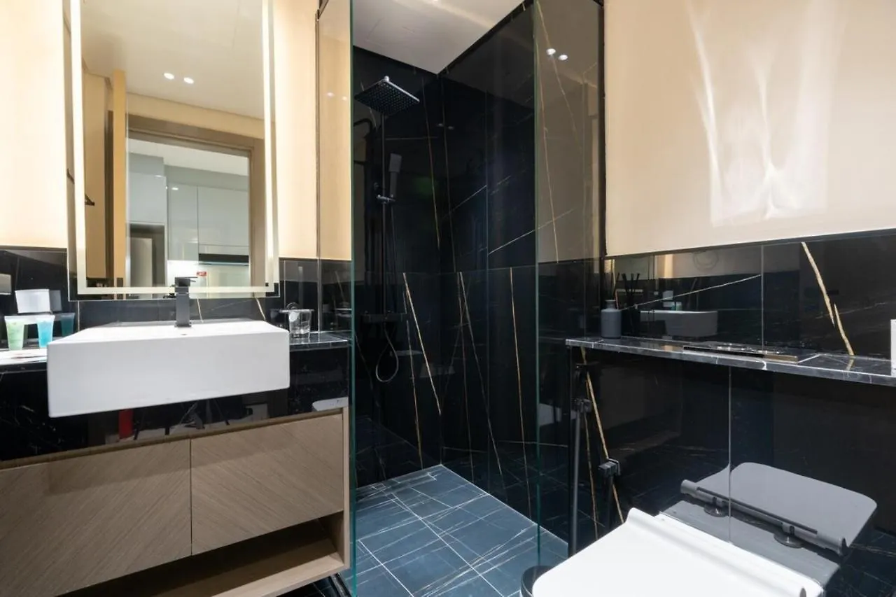 Contemporary Studio Apartment Dubai Business Bay!